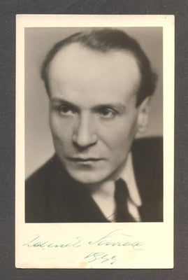 ZDENĚK ŠAVRDA. - Fotografie s podpisem 1944. /divadlo/osobnosti/