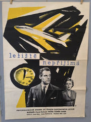 Josef Bek; Irena Kačírková - LETIŠTĚ NEPŘIJÍMÁ. - 1959.