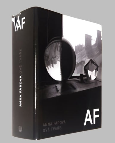 FÁROVÁ, ANNA: DVĚ TVÁŘE.  - 2009.