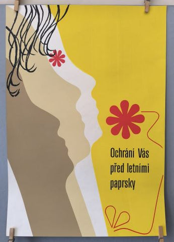 OCHRÁNÍ VÁS PŘED LETNÍMI PAPRSKY.