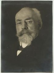 J. VANĚK.(?); / ERNEST DENIS. - 1920. Bromostříbrná fotografie. 275x200 /osobnosti/ REZERVOVÁNO
