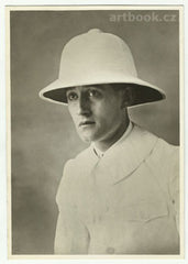BEDŘICH FEUERSTEIN (1892-1936) - 1920 cca. Portrétní fotografie. 'Štencův grafický závod. Architekt; člen Devětsilu. /osobnosti/