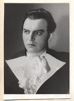 1940. Dobová fotografie. JOSEF HEINRICH. /divadlo/osobnosti/