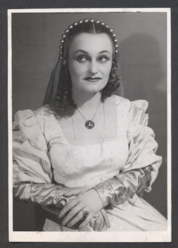 Dobová fotografie. /divadlo/