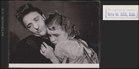 1938.  Orig. fotografie; sign.; razítkem na rubu. 125x165 /q/