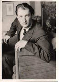 HÁJEK; KAREL (1900 - 1978): RAFAEL KUBELÍK (1914-1996). - Fotografie. 180x130. Nedat. Sign. razítkem. Podpis R. Kubelíka  na rubu.