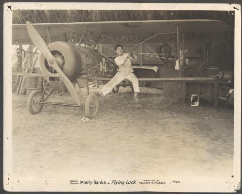 MONTY BANKS - FLYING LUCK (Létající štěstí). - 1927. American silent comedy film. /17/