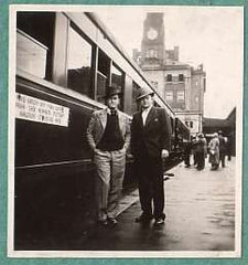 VOSKOVEC a WERICH. - V+W před odjezdem do Paříže v r. 1930. /w/osobnosti/