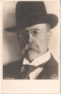 Portrét T. G. Masaryka. Bromografie 136x86. /osobnosti/