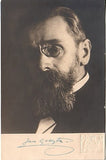 1924. Portét Jana Rokyty s jeho podpisem. Bromografie 136x86; slepotisk. razítko. /osobnosti/