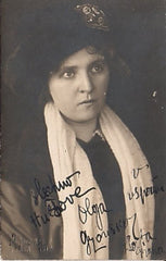 DRTIKOL; FRANTIŠEK.  (1883 - 1961) - OLGA V. GZOWSKÁ. - 1912. Portrét Olgy V. Gzovské s její dedikací a podpisem.