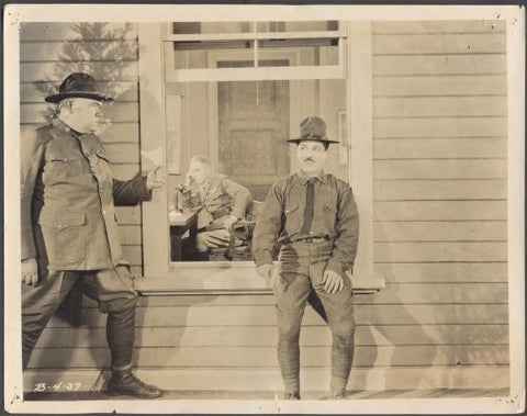 MONTY BANKS - FLYING LUCK (Létající štěstí). - 1927. American silent comedy film. /2/